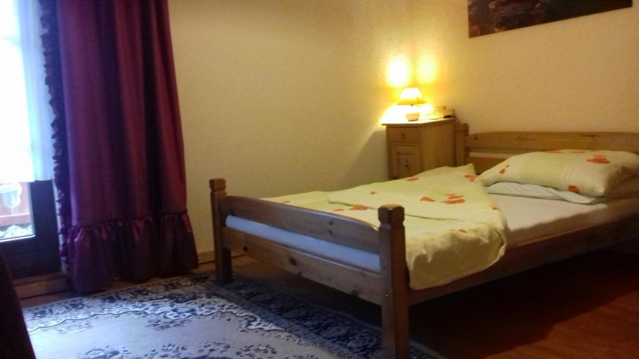 Willa Urocza Hotel คาร์ปัตซ์ ภายนอก รูปภาพ